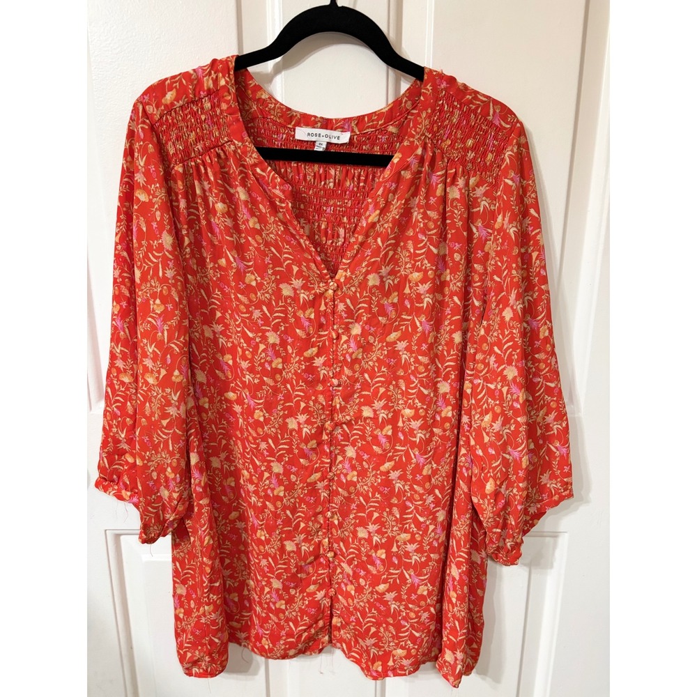 Rose + Olive | Floral Smocked Button Front Plus Size Blouse | 2X || Red|Orange